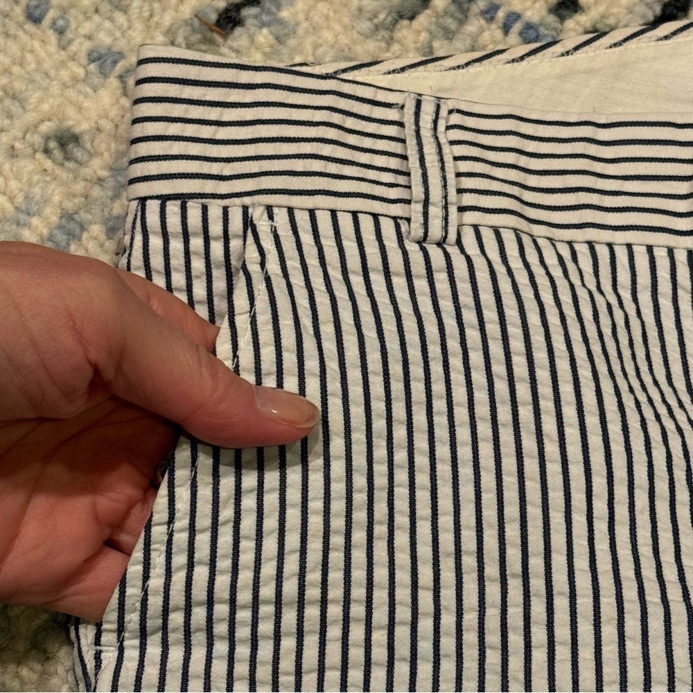 J Crew City Fit Seersucker Striped Flare Pants, Size 6 - Picture 12 of 16